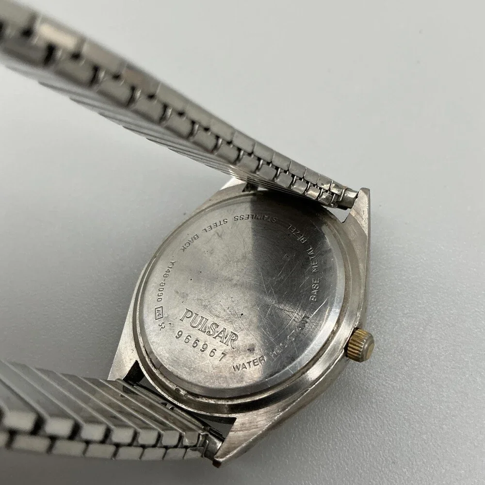 Vintage Pulsar Mens Watch 35mm Day Date YY148-8090 Two Tone Stretch New Battery